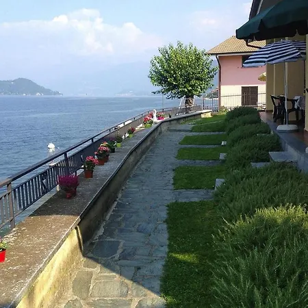 Διαμέρισμα Directly On The Lake Paganini Flats In
