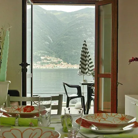 Διαμέρισμα Directly On The Lake Paganini Flats In *
